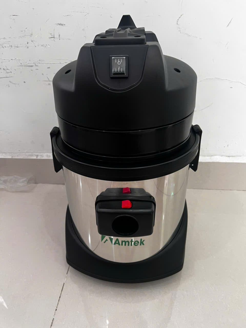 z6303899044497_bf1914e5b1edda7ca748d5a9ca58f45f Máy hút bụi khô và ướt Amtek AT-151